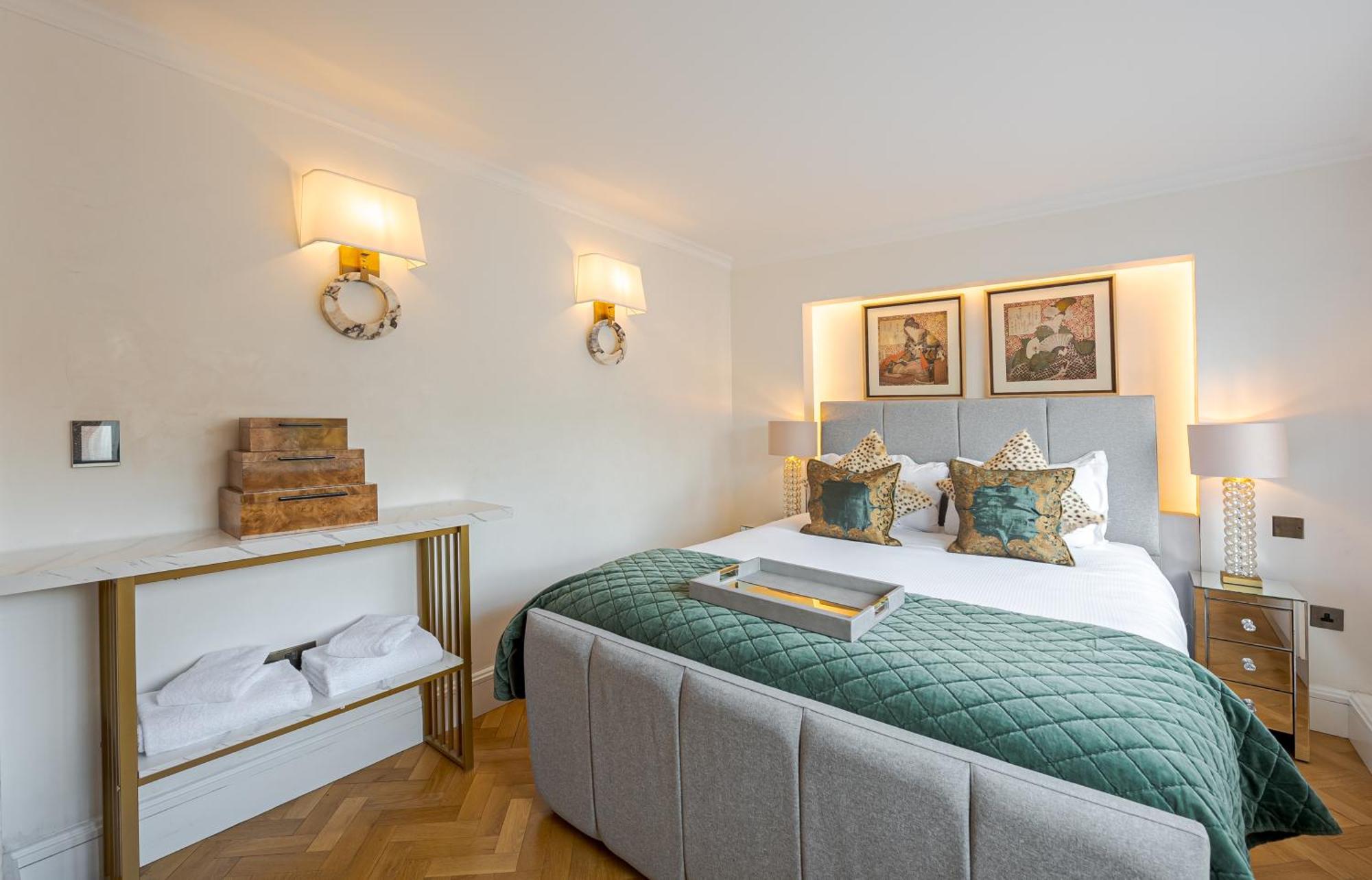 Modern Knightsbridge Apartment With Balcony Overlooking Harrods Prime Location London Exterior foto