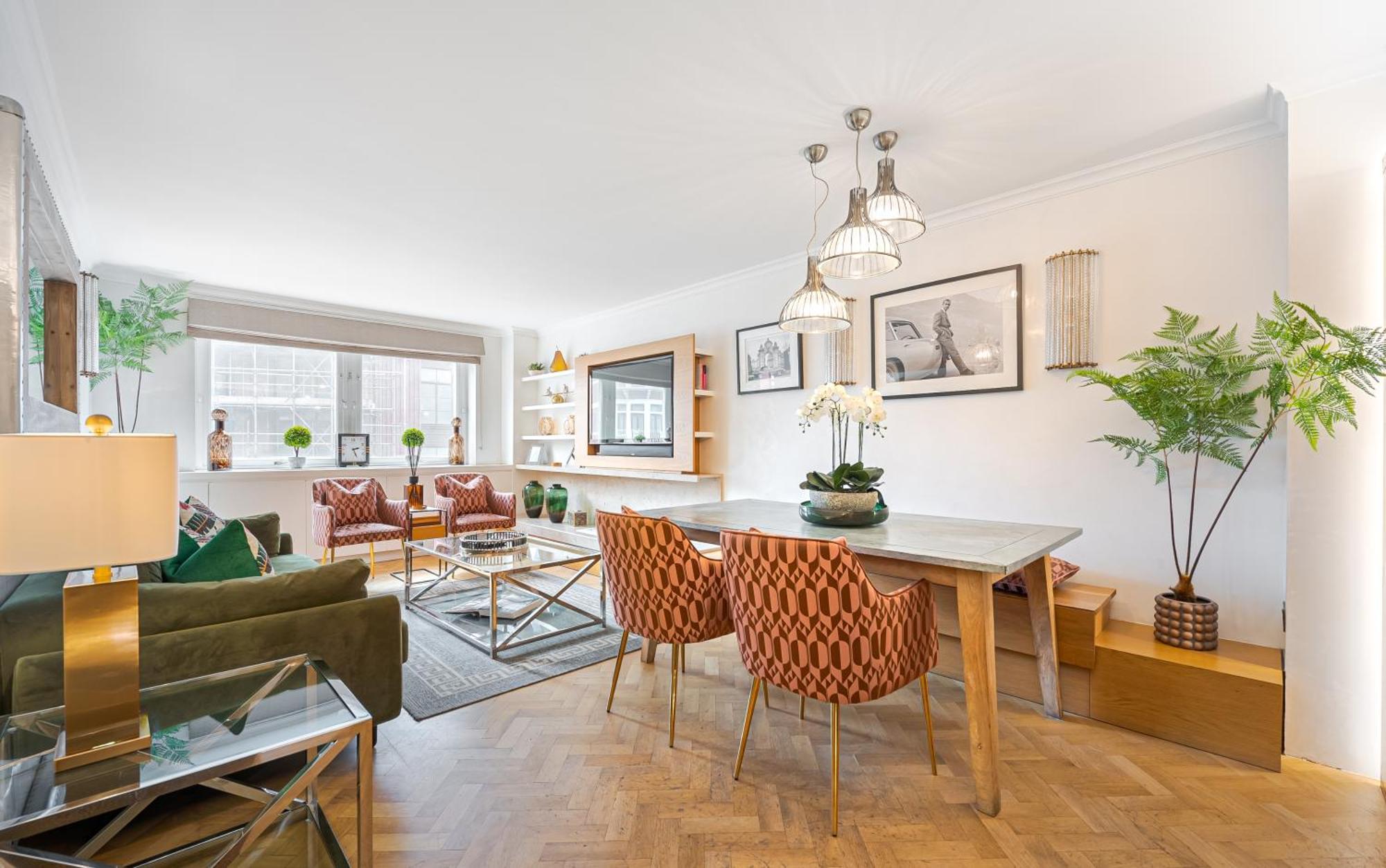 Modern Knightsbridge Apartment With Balcony Overlooking Harrods Prime Location London Exterior foto